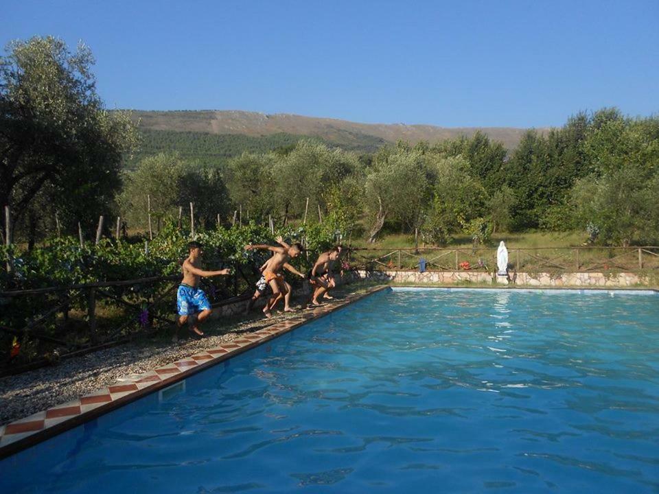 לינה וארוחת בוקר Auletta L'Oasi מראה חיצוני תמונה